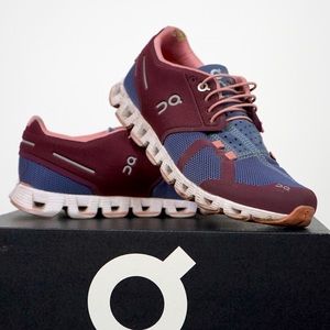 On Cloud running shoes in mulberry and velvet